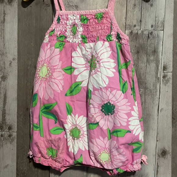 Lilly Pulitzer white label pink floral short-all romper 18-24 mos. - Picture 4 of 6